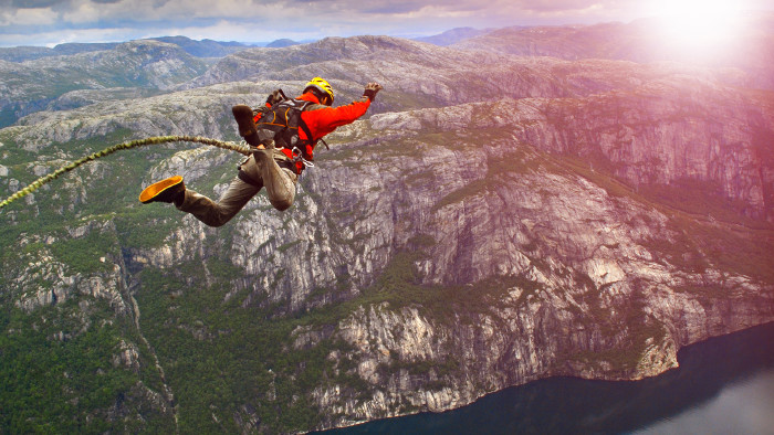 © vetal1983, stock.adobe.com Bungee Jump © vetal1983, stock.adobe.com