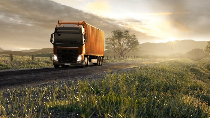 © lassedesignen, stock.adobe.com LKW auf der Landstraße © lassedesignen, stock.adobe.com