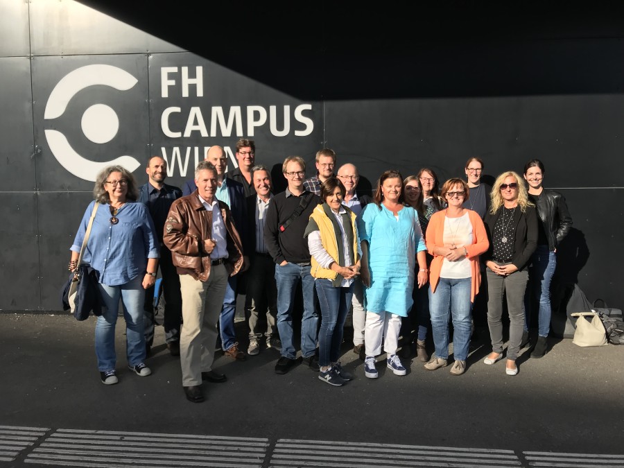 Betriebsrätinnen und Betriebsräte der österreichischen Fachhochschulen © Betriebsrat FH Campus Wien, Betriebsrätinnen und Betriebsräte der österreichischen Fachhochschulen © Betriebsrat FH Campus Wien,