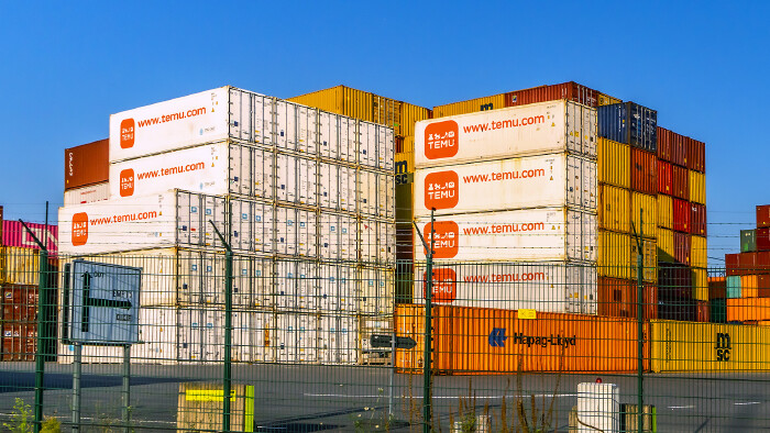 © AA+W, stock.adobe.com TEMU Schiff-Container