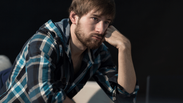 © Photographee.eu, stock.adobe.com Nachdenklicher Mann