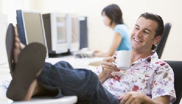 Geeignete Kleidung fürs Büro © Monkey Business, Fotolia.com