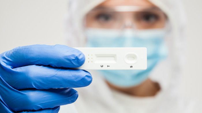 © Cavan, stock.adobe.com Covid-19 Schnelldiagnosetest © Cavan, stock.adobe.com