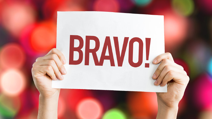© gustavofrazao, stock.adobe.com Bravo-Plakat