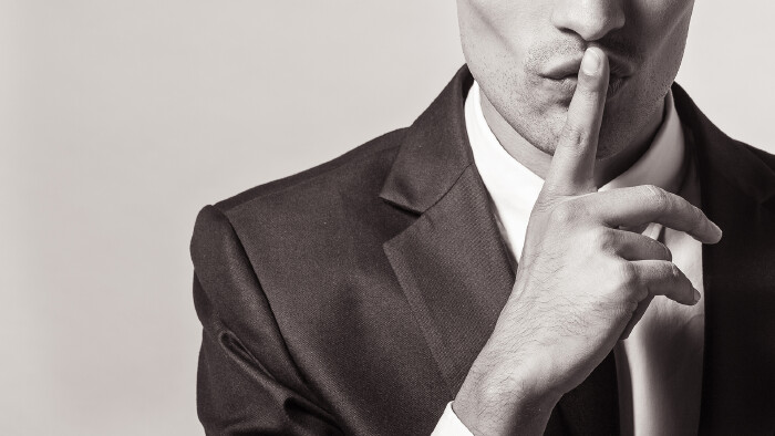 © kieferpix, stock.adobe.com Top secret