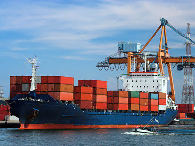 Frachtschiff © Anyka, Fotolia Portrait Hauptbinnen-Wasserstraßen