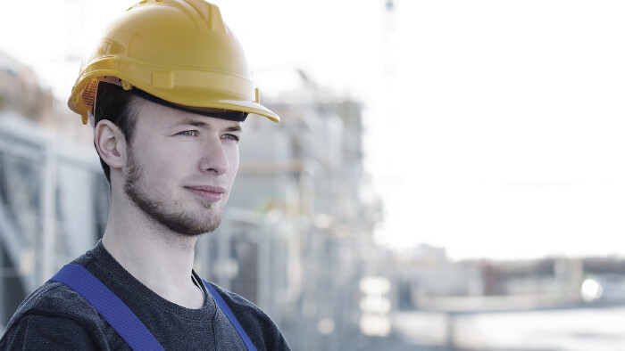 Handwerker mit Werkzeug